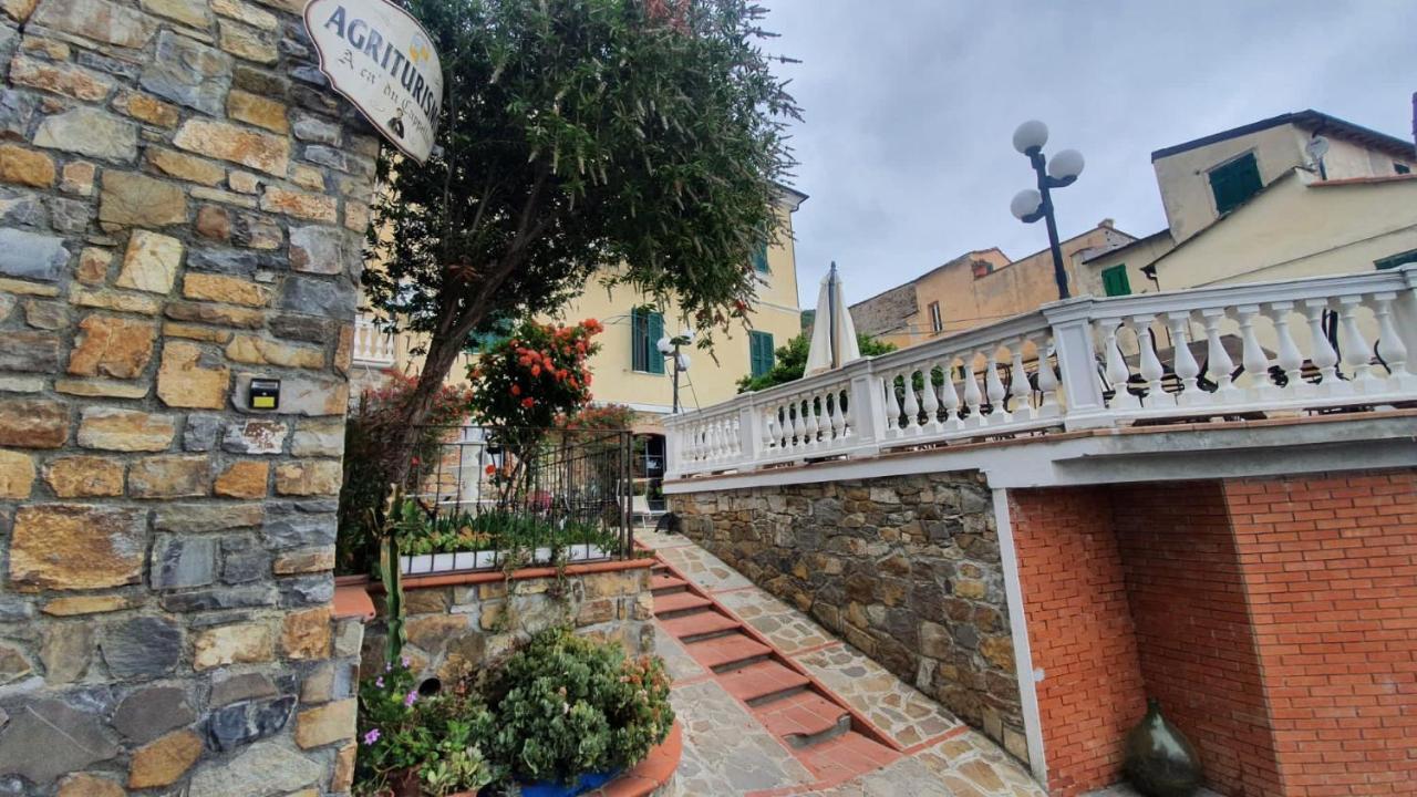 Vila Agriturismo A Ca Du Cappellan Imperia Exteriér fotografie