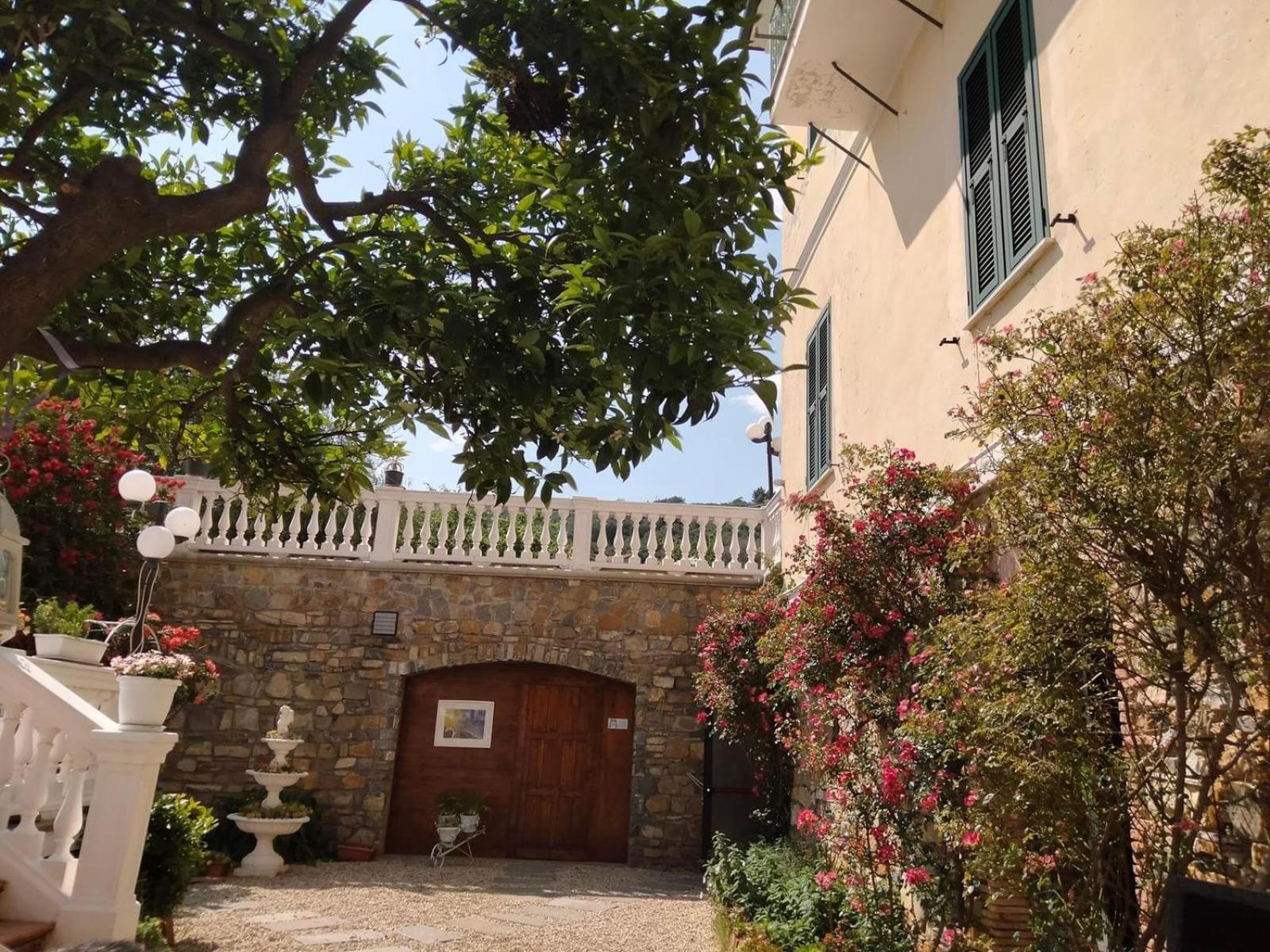 Vila Agriturismo A Ca Du Cappellan Imperia Exteriér fotografie